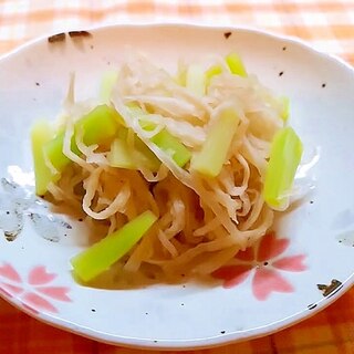 切り干し大根とブロッコリーの茎の煮物